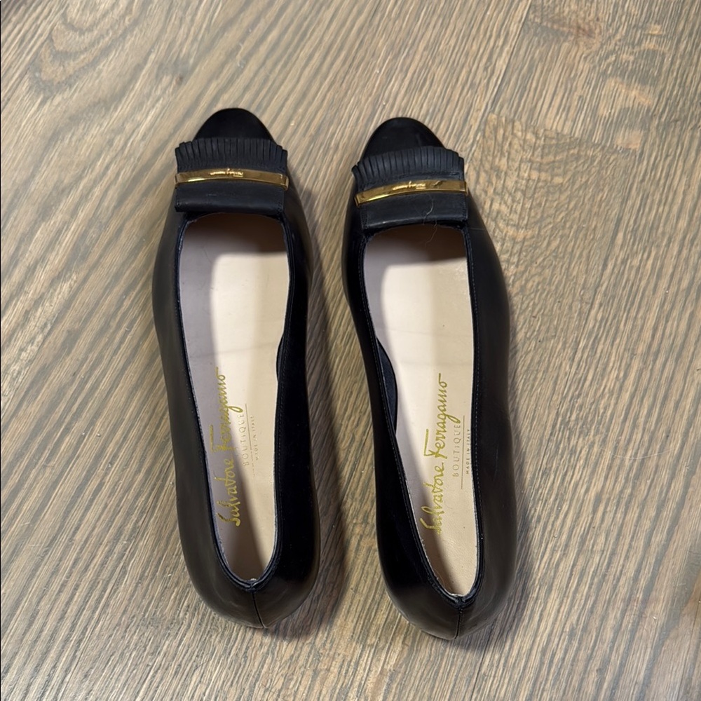 Salvatore Ferragamo Black Leather Women's Shoes